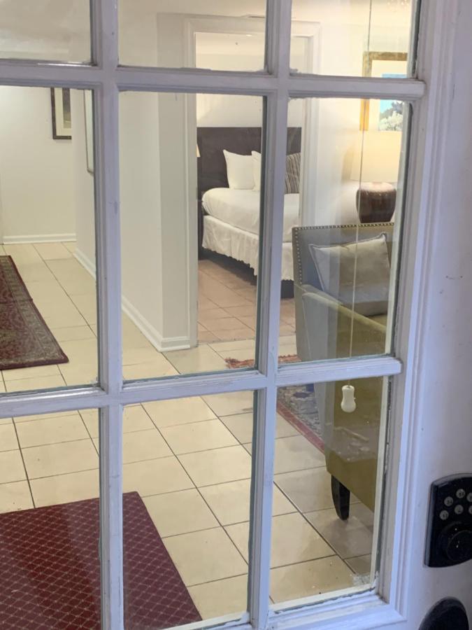 Renovated English Basement 2Bdrm Home Near Metro Washington Exterior photo