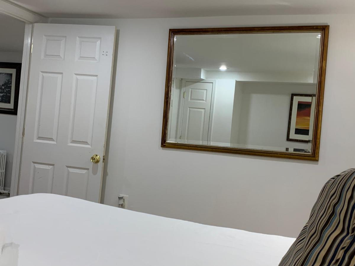 Renovated English Basement 2Bdrm Home Near Metro Washington Exterior photo