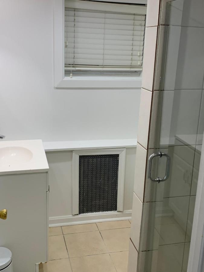 Renovated English Basement 2Bdrm Home Near Metro Washington Exterior photo
